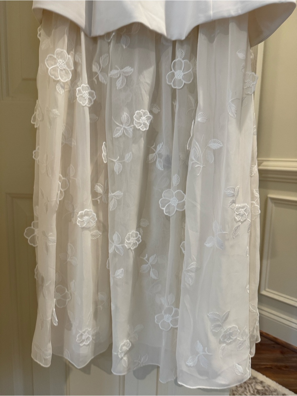Abercrombie sheer skirt appliqué lace maxi dress - Picture 2 of 9